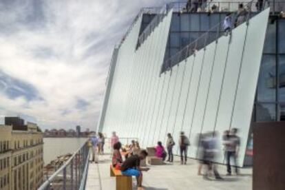 Una de las terrazas del nuevo Museo Whitney, proyectado por Renzo Piano junto al río Hudson.