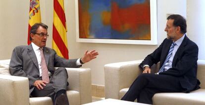 Mas y Rajoy, durante la reuni&oacute;n en La Moncloa.