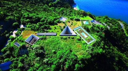 Vista del Chichu Art Museum, un museo subterráneo construido en la isla de Naoshima en 2014.