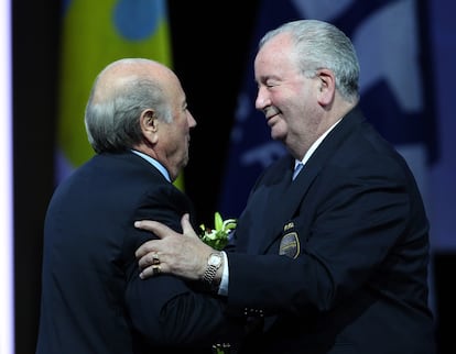 Julio H. Grondona y Joseph S. Blatter