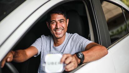 John Erick da Silva, de 34 anos, financiou o carro em 60 meses para trabalhar como motorista do Uber.