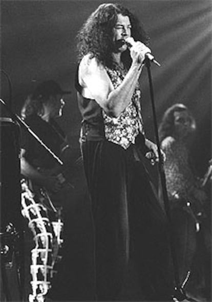 Ian Gillan,  durante una actuación de Deep Purple en 1994 en Madrid.