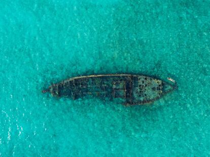 En Daracotan, justo entre Palawan y Coron, se pueden ver innumerables pecios hundidos en la Segunda Guerra Mundial.