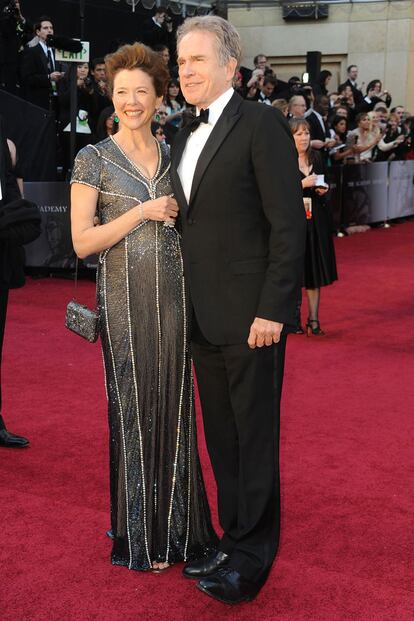 El año pasado Warren Beatty y Annette Benning sí que estuvieron en los Oscar.