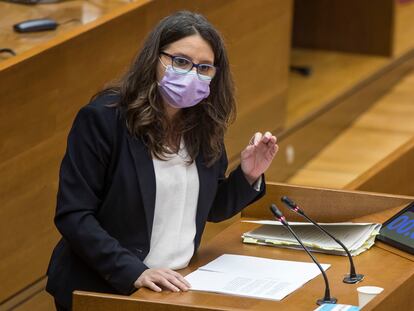 Mónica Oltra durante una comparecencia en las Cortes el pasado mes de enero.