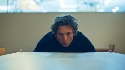 Jeremy Allen White, en el primer capítulo de la tercera temporada de 'The Bear'.