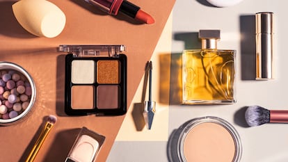 Artículo de EL PAÍS Escaparate sobre cosméticos virales en TikTok.
