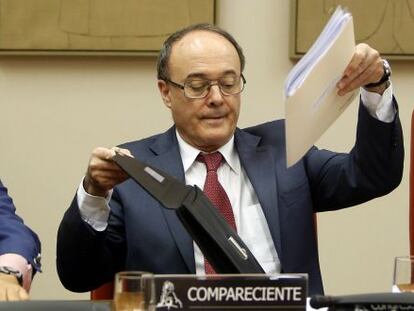 Luis Mar&iacute;a Linde, durante una comisi&oacute;n en el Congreso.