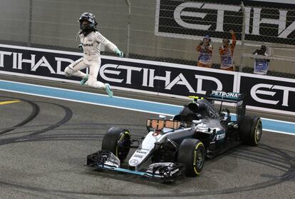 Rosberg celebra la consecución del Mundial