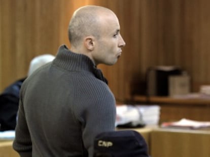 El presunto etarra Gurutz Agirresarobe, durante el juicio. 