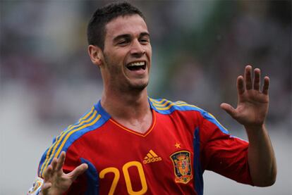 Álvaro Vázquez celebrates one of his three goals against Australia.