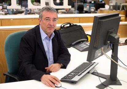 Gregorio Gordo, minutos antes de comenzar el chat con los lectores en EL PAÍS.