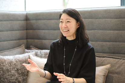 Tsukiko Tsukahara, fundadora y presidenta de Kaleidist, empresa japonesa dedicada al fomento de la igualdad y la diversidad en entornos laborales, en su sede en Tokio, en septiembre de 2023, en una foto cedida por ella.