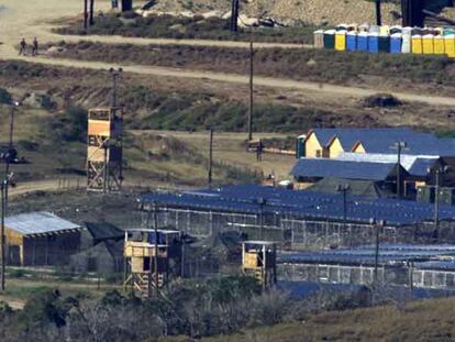 Vista aérea de la base estadounidense de Guantánamo.