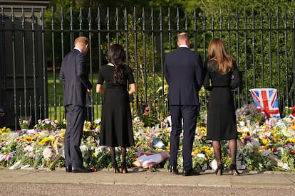 Los príncipes y los duques frente al palacio de Windsor el pasado sábado.