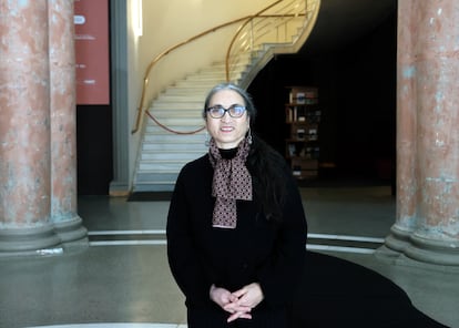 L'actual directora del Mercat de les Flors Àngels Margarit, aquest febrer.