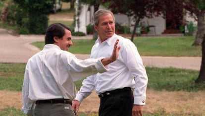 José María Aznar y George W. Bush en la finca de Quintos de Mora (Toledo) en 2001.