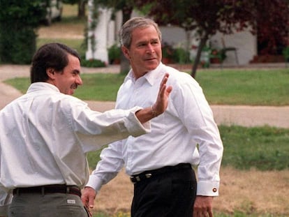 José María Aznar y George W. Bush en la finca de Quintos de Mora (Toledo) en 2001.