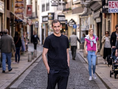 José Francisco Simón, afectado por los el encarecimiento de los alquileres, en Valencia.