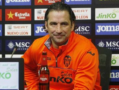 Rueda de prensa del entrenador del Valencia Juan Antonio Pizzi