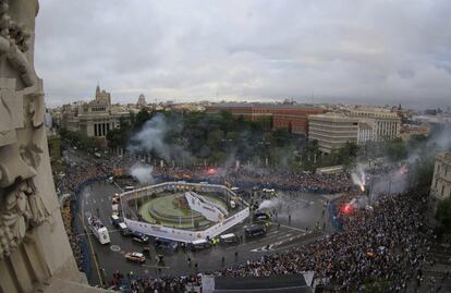 Cibeles recibe a los jugadores del Madrid.