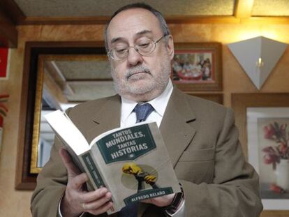Alfredo Relaño, tras la presentación del libro.