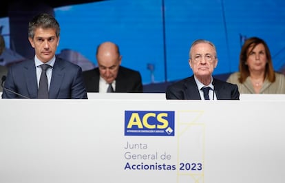 Juan Santamaría, consejero delegado de ACS, junto al presidente del grupo, Florentino Pérez.