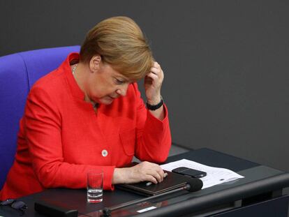 La canciller alemana, Angela Merkel, este miércoles en el Parlamento alemán. (AFP / Omer MESSINGER)