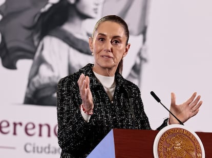 Claudia Sheinbaum durante la rueda de prensa matutina en Palacio Nacional, en Ciudad de México.