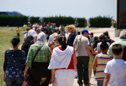 Aunque ellos sostienen nuestro sistema de pensiones, viven en la menor protección social.