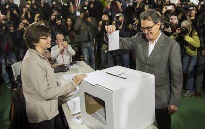 El president de la Generalitat, Artur Mas, durante la consulta del 9N.