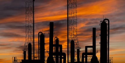 Refinería de petróleo.
