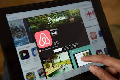 La plataforma de pisos turísticos Airbnb