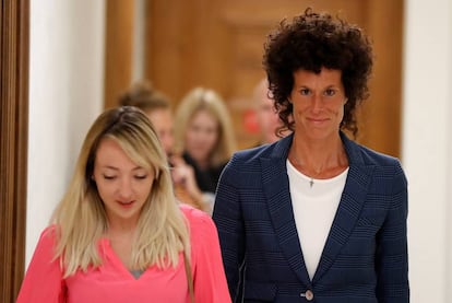 La demandante Andrea Constand, a su llegada a juzgado.