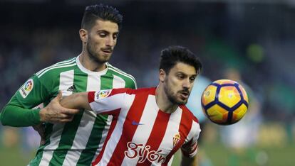 Piccini presiona a Canella.