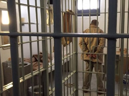El Chapo Guzmán in his cell.