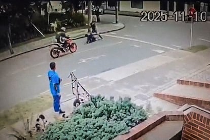 Atraco al norte de Bogotá. La misma motocicleta habría sido usada en el robo y asesinato de Jean Claude Bossard, el pasado 2 de diciembre.