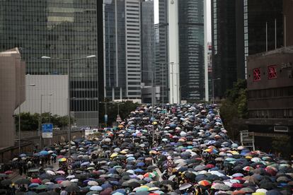 Manifestantes en favor de la democracia marchan en el centro de Hong Kong, el 31 de agosto de 2019.