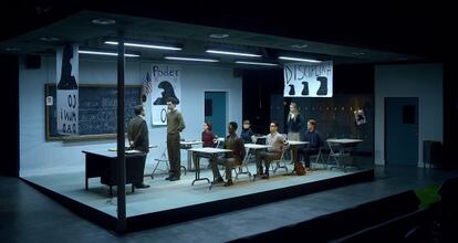 Escena de la obra 'La ola' en el Centro Dramático Nacional.