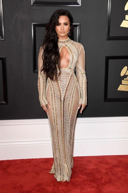 Demi Lovato, con vestido de Julien MacDonald, joyas de David Yurman y zapatos de Giuseppe Zanotti.