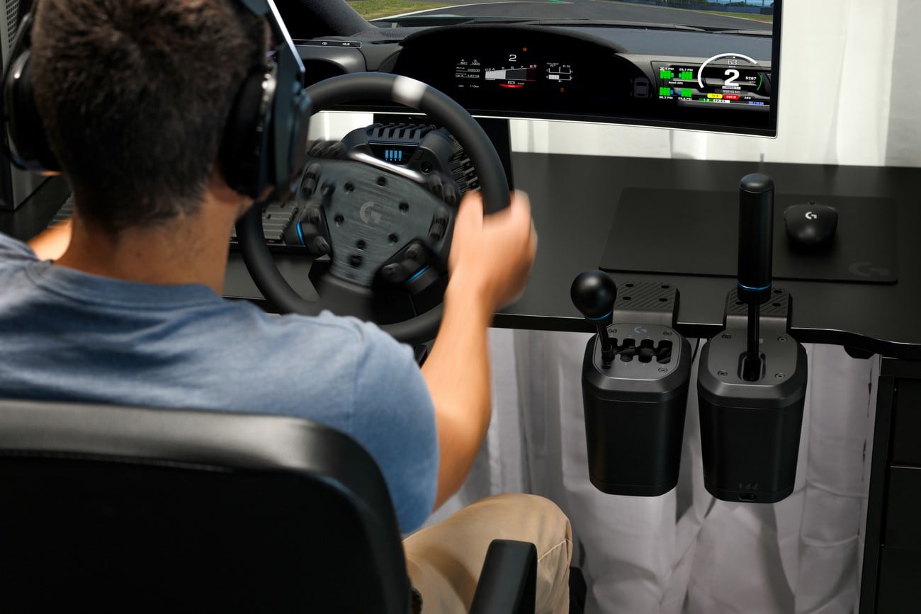 Logitech RS H-Shifter, así es la nueva palanca de carreras perfecta para amantes del motor