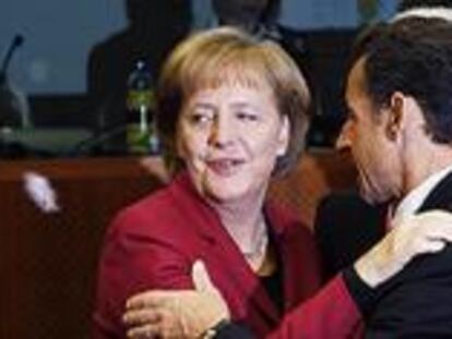 Merkel y Sarkozy durante la cumbre del pasado 30 de octubre