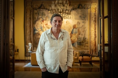 El escritor Luis García Montero durante una entrevista para EL PAÍS