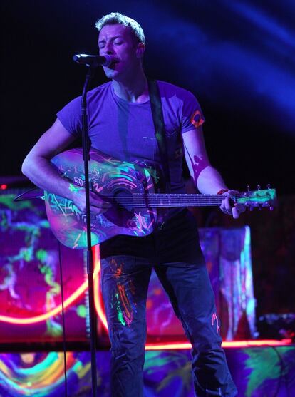 Chris Martin durante la actuación de Coldplay, que se llevó el premio al Mejor Grupo británico.