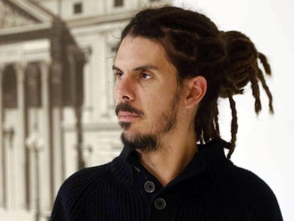 Alberto Rodríguez of Podemos says he would rather focus on serious issues affecting citizens.