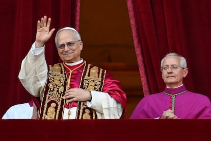 El Papa León XIV en la Ciudad del Vaticano, el 8 de mayo de 2025 . 