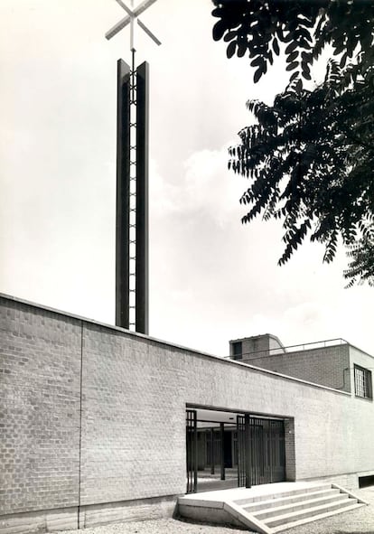 Nuestra Señora de la Luz Fernández del Amo, una de preferidas de autor del libro 'Manifiesto arquitectónico paso a paso'.