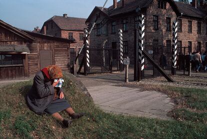 Félix Grande escribió <i>La cabellera de la Shoá</i> tras una visita al campo de exterminio de Auschwitz.<i> </i>