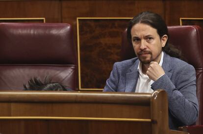 El líder de Podemos, Pablo Iglesias, en su escaño del Congreso de los Diputados.