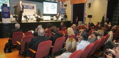 Profesionales del turismo, en una sesión de la cumbre de agencias de viaje en Córdoba.